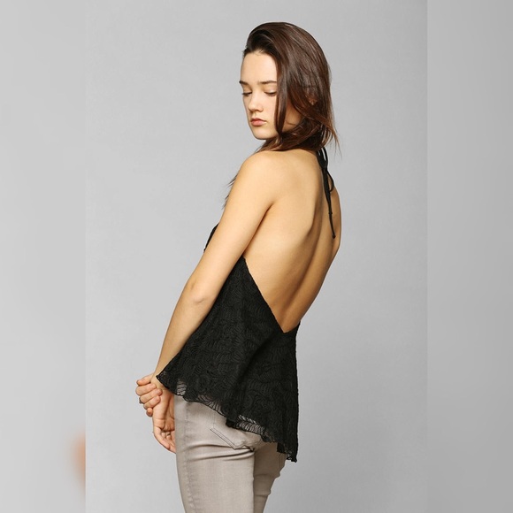 Pins and Needles Lace Deepv Halter Tunic Top - Picture 3 of 7